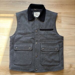 CRIPPLE CREEK Mens Wool Melton Vest With Concealed Carry Pocket